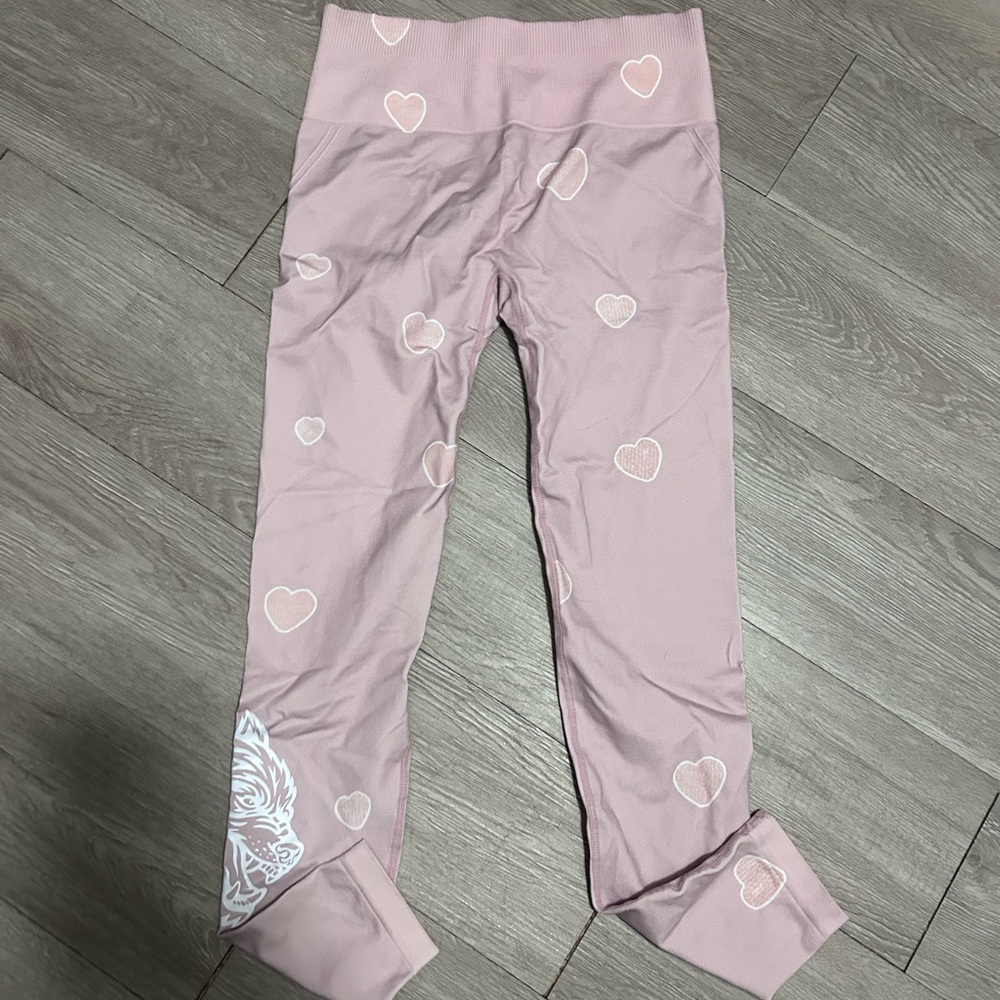 Pink Heart Print Leggings